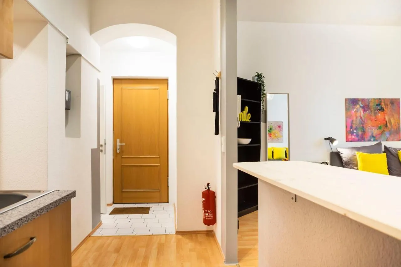Cozy 2 Room Apartment Next To Hermannstrasse Berlin